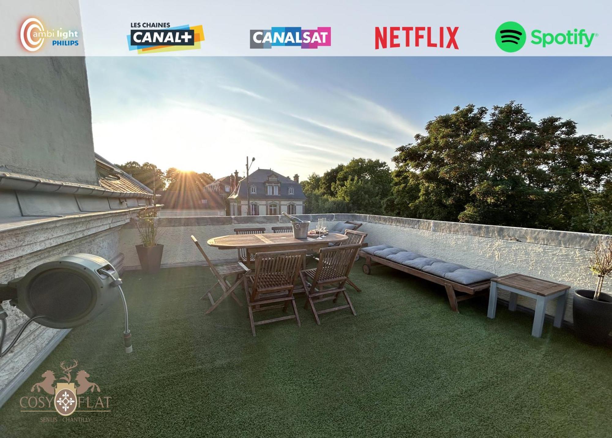 Rooftop - Cosy Flat Centre Senlis Senlis  Dış mekan fotoğraf